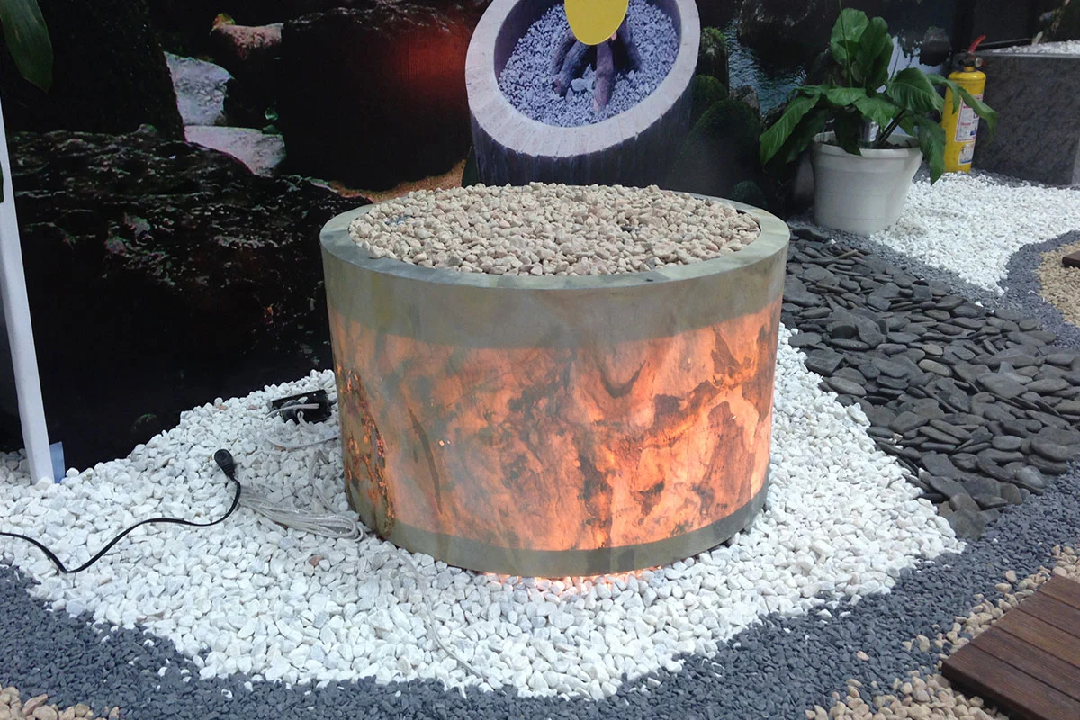 Garden & Landscape - translucent-stone-veneer-image-gallery-example