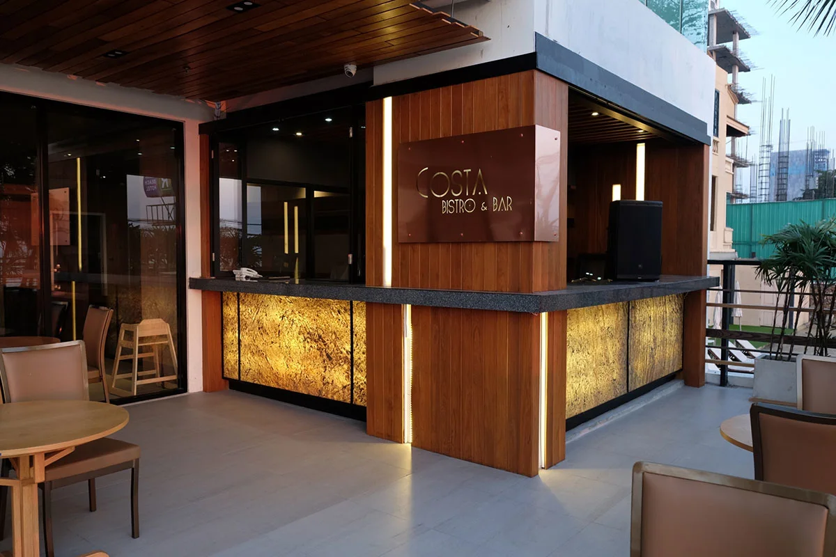 Interior Accent Wall - Translucent-Veneer